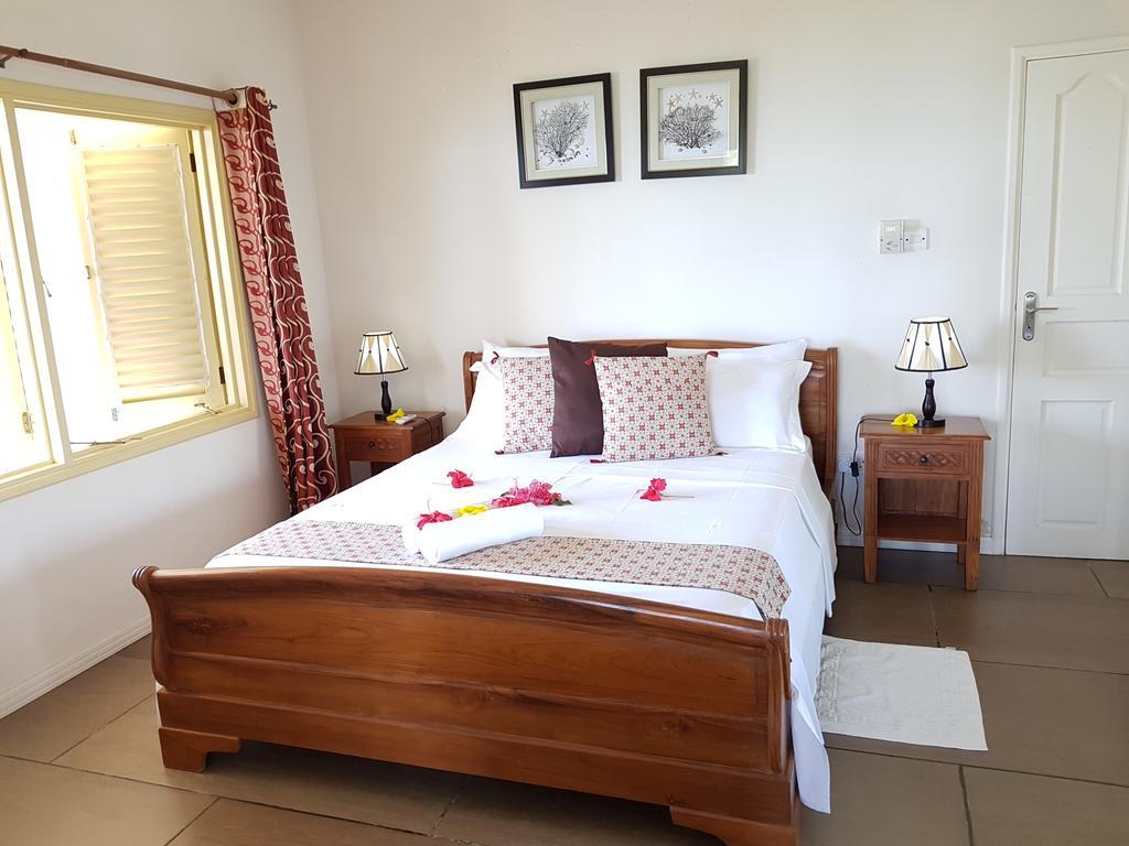 Summer Self Catering Baie Sainte Anne Exteriör bild